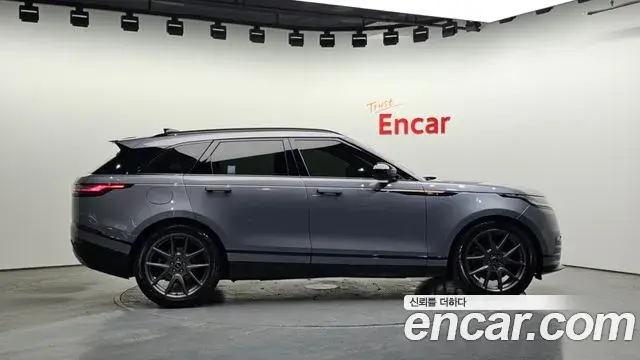 Land Rover Range Rover Velar 2024 — ფოტო 11/20