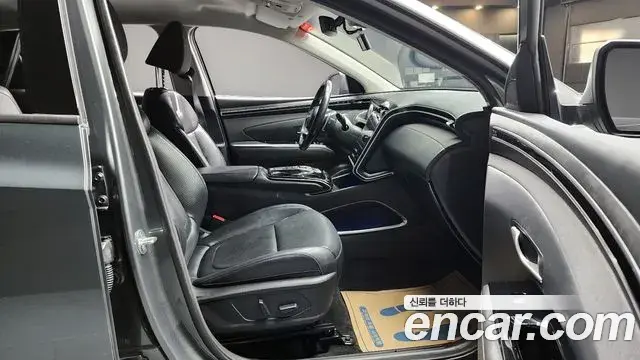 Hyundai Tucson Hybrid 2021 — ფოტო 13/20