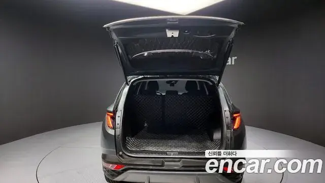 Hyundai Tucson Hybrid 2021 — ფოტო 1/20