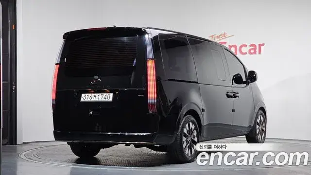 Hyundai Staria 2022 — Şəkil 14/20