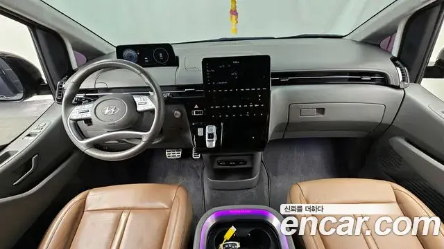 Hyundai Staria 2022 — Şəkil 17/20