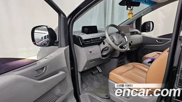 Hyundai Staria 2022 — Şəkil 8/20