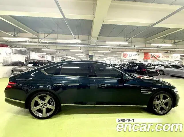 Genesis G80 2023 — ფოტო 12/19