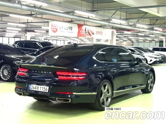 Genesis G80 2023 — ფოტო 16/19