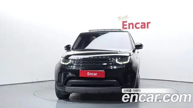 Land Rover Discovery 5 2018 — Photo 14/20