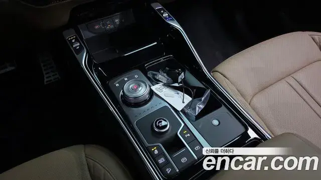 Kia Sorento 2024 — Şəkil 15/20