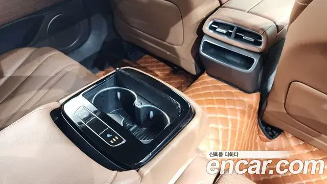 Genesis G80 2021 — Photo 16/20