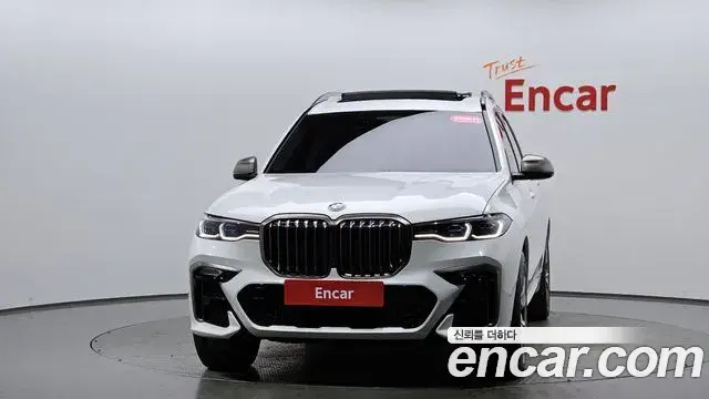 BMW X7 2021 — ფოტო 2/20
