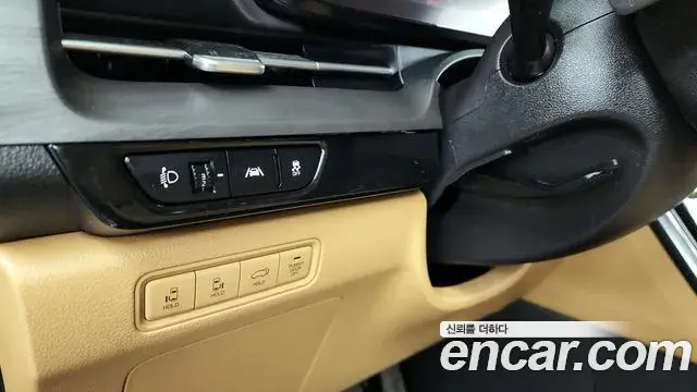 Kia Carnival 2021 — Фото 16/20