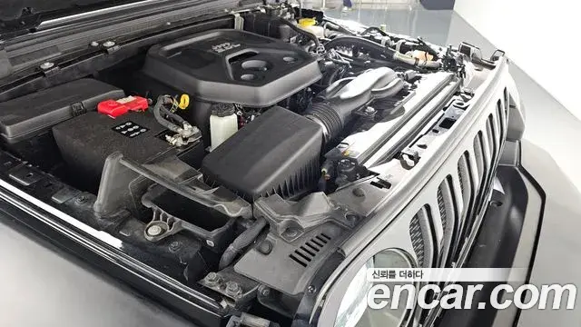 Jeep Wrangler 2022 — Şəkil 5/20