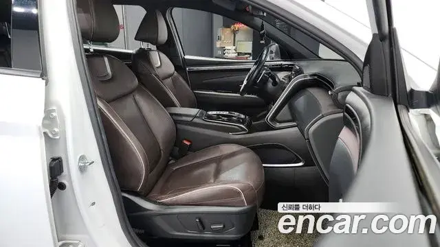Hyundai Tucson Hybrid 2022 — ფოტო 18/20