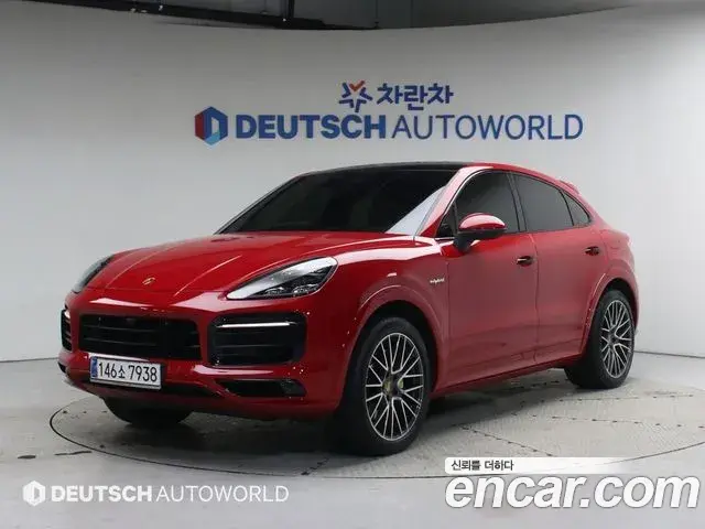 Porsche Cayenne 2021 — ფოტო 10/20