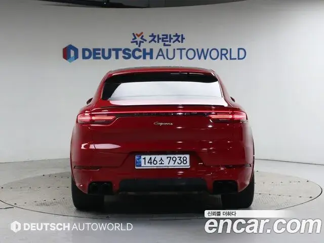 Porsche Cayenne 2021 — ფოტო 1/20