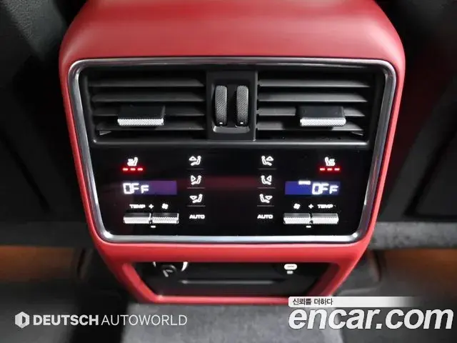 Porsche Cayenne 2021 — ფოტო 9/20