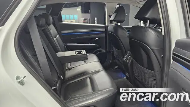 Hyundai Tucson Hybrid 2022 — ფოტო 6/20