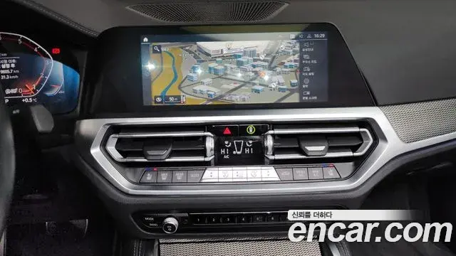 BMW 4 Series 2021 — ფოტო 20/20