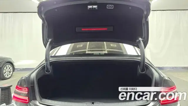 Genesis G80 2020 — Şəkil 19/20