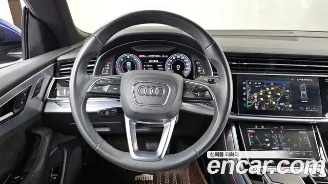 Audi Q8 2021 — Photo 16/20