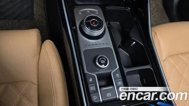 Kia Sorento 2020 — Photo 1/20