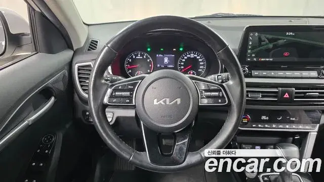 Kia Seltos 2021 — Фото 13/20