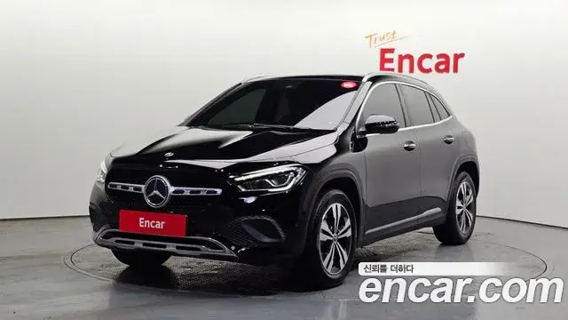 Mercedes-Benz GLA-Class 2021 — ფოტო 2/20