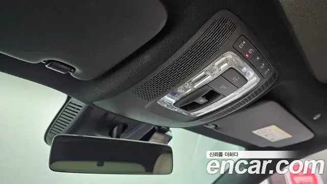 Mercedes-Benz GLA-Class 2021 — ფოტო 18/20