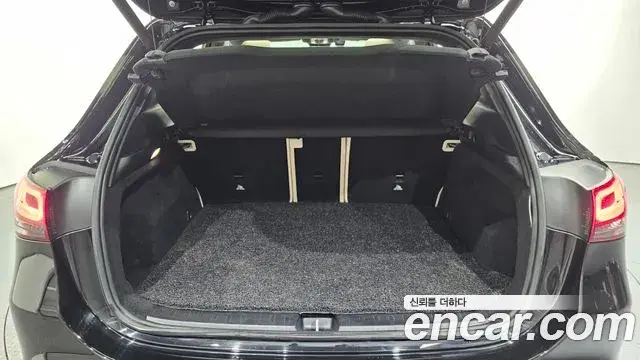 Mercedes-Benz GLA-Class 2021 — ფოტო 20/20