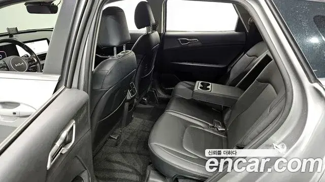 Kia Sportage 2022 — Фото 11/20