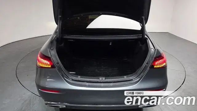 Mercedes-Benz E-Class 2021 — Şəkil 3/20