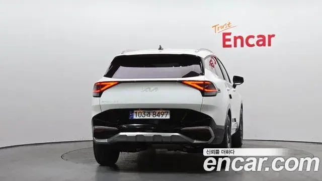 Kia Sportage 2023 — Şəkil 13/20