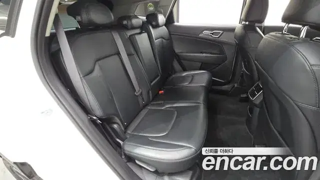Kia Sportage 2023 — Şəkil 16/20