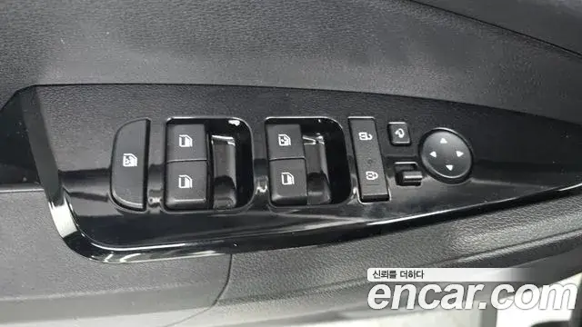 Kia Sportage 2023 — Şəkil 18/20