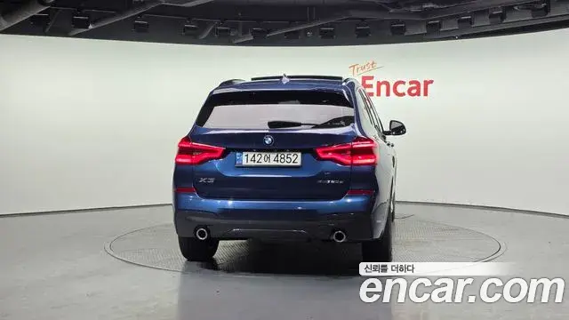 BMW X3 2019 — ფოტო 14/20