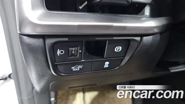 Hyundai Grandeur Hybrid 2023 — Şəkil 10/20