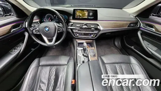 BMW 5 Series 2019 — Photo 5/20