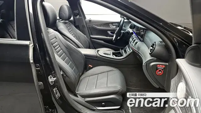 Mercedes-Benz E-Class 2022 — Фото 10/20