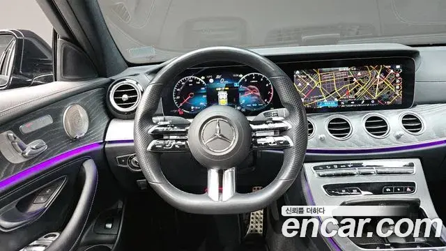Mercedes-Benz E-Class 2022 — Фото 13/20