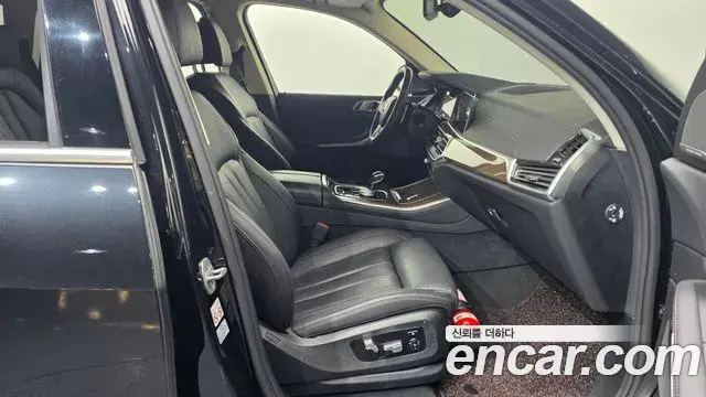 BMW X5 2021 — Photo 16/20