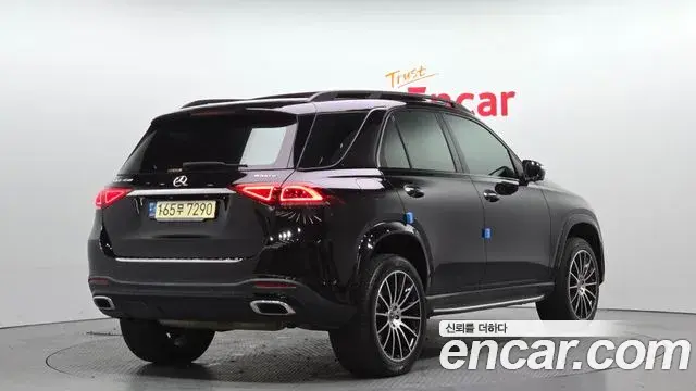 Mercedes-Benz GLE-Class 2022 — Фото 2/20