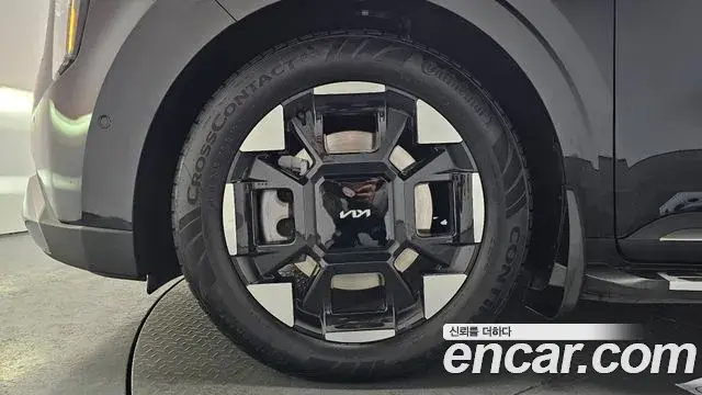 Kia Carnival 2025 — Photo 13/20