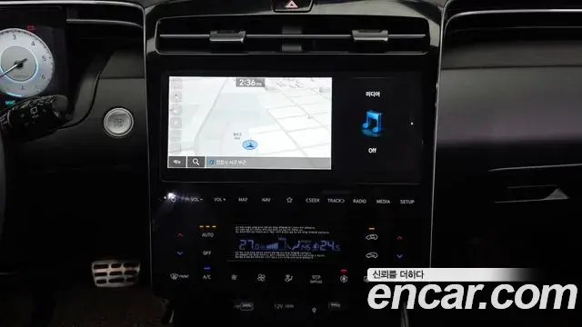 Hyundai Tucson Hybrid 2022 — Şəkil 16/20