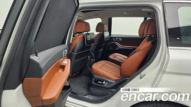 BMW X7 2021 — ფოტო 1/20