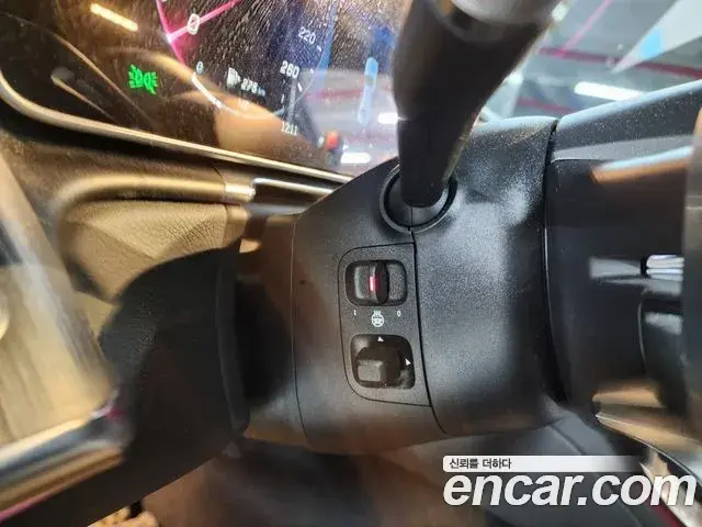 Mercedes-Benz S-Class 2021 — Photo 16/20