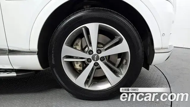Genesis GV80 2023 — Photo 18/20