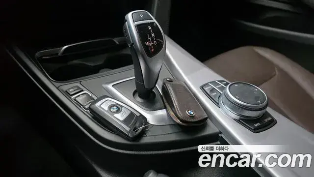 BMW 4 Series 2020 — ფოტო 2/20