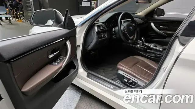 BMW 4 Series 2020 — ფოტო 19/20