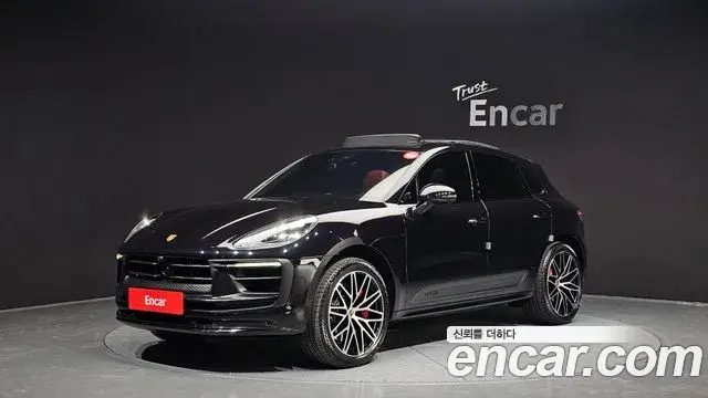 Porsche Macan 2023 — Фото 20/20