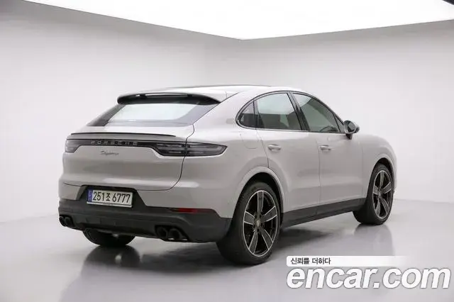 Porsche Cayenne 2021 — Şəkil 10/20