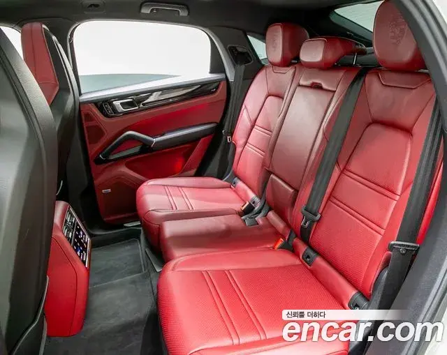 Porsche Cayenne 2021 — Şəkil 19/20