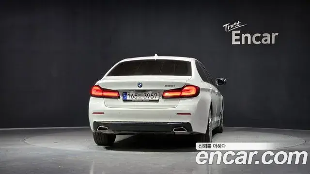 BMW 5 Series 2023 — Şəkil 3/20